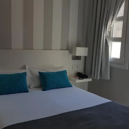 Blanca Hotel 2*